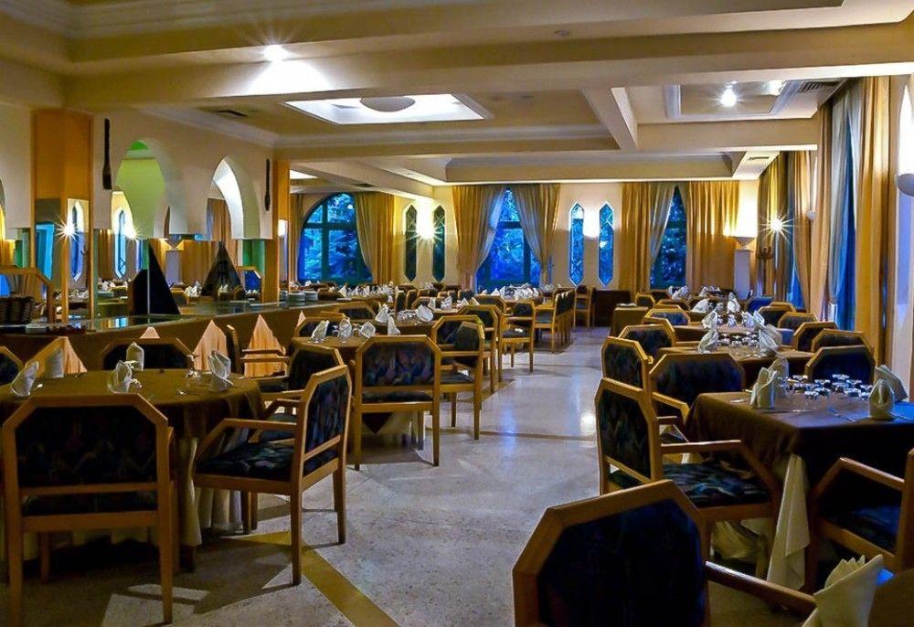 Chems Le Tazarkount Hotel อฟาวเรอร์ ภายนอก รูปภาพ