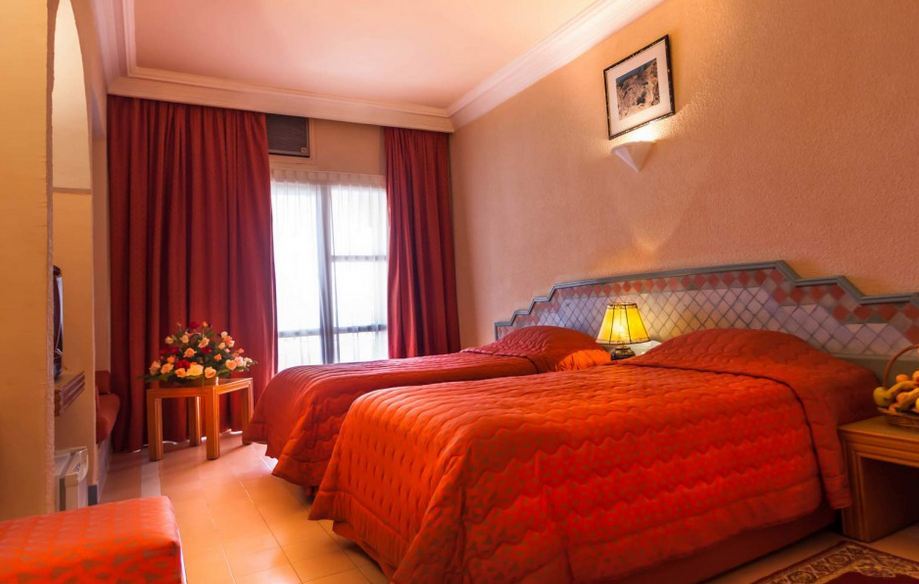 Chems Le Tazarkount Hotel อฟาวเรอร์ ภายนอก รูปภาพ